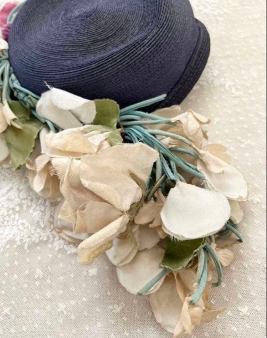 アンティークヴィンテージハットエクリュ 布花コサージュ帽子ドレスディスプレイ