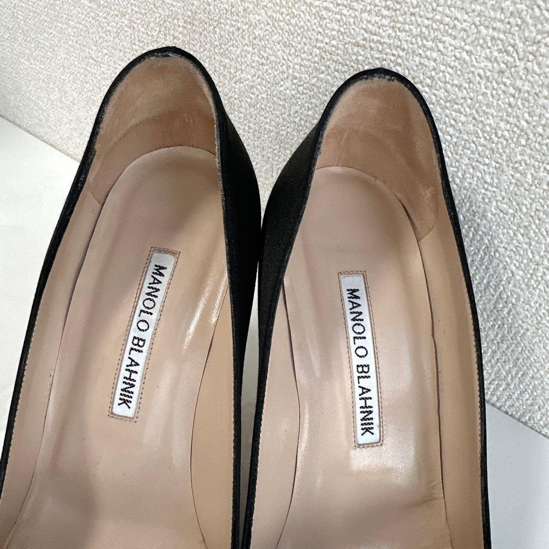 マノロブラニク　ハンギシ　ビジューバックル　ハイヒール　パンプス　黒36.5