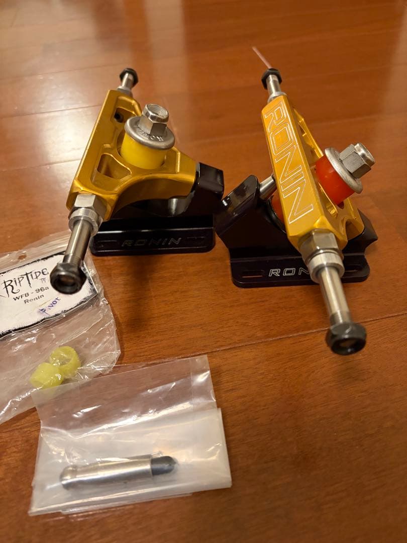 ロニン　プレシジョン　トラック　ロンスケ　ダウンヒル　スケボー