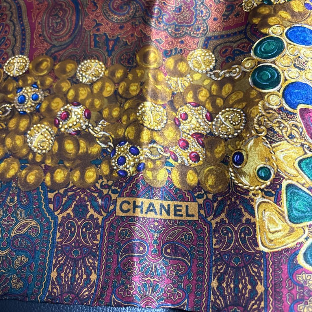 ★極美品CHANEL ペイズリー柄 シルクスカーフ　大判