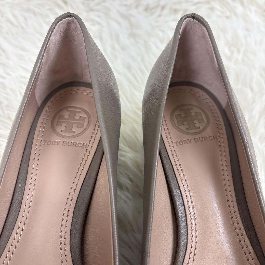 極美品✨ トリーバーチ ヒールパンプス　レザー シルバー ベージュ 22.5