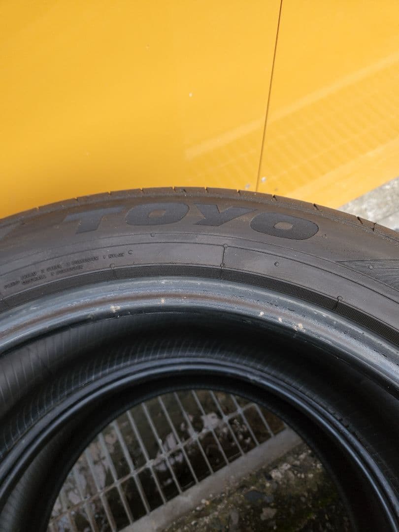 バリ溝❗ トーヨー Toyo 235/50R18 ノーマルタイヤ 2本セット‼️