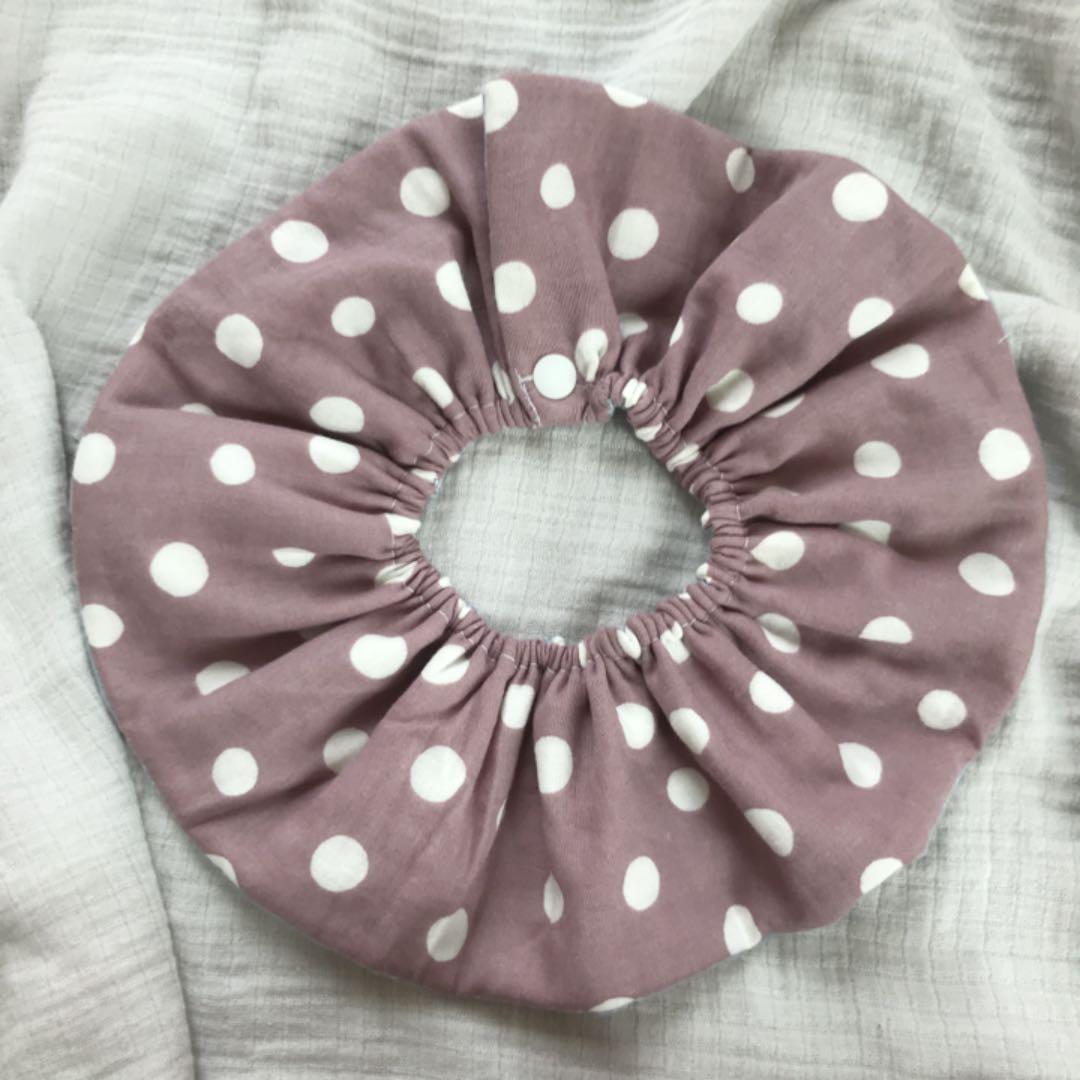 再販★あずきミルクドット×グレーちょうちょ★ ハンドメイド　リバーシブル　スタイ