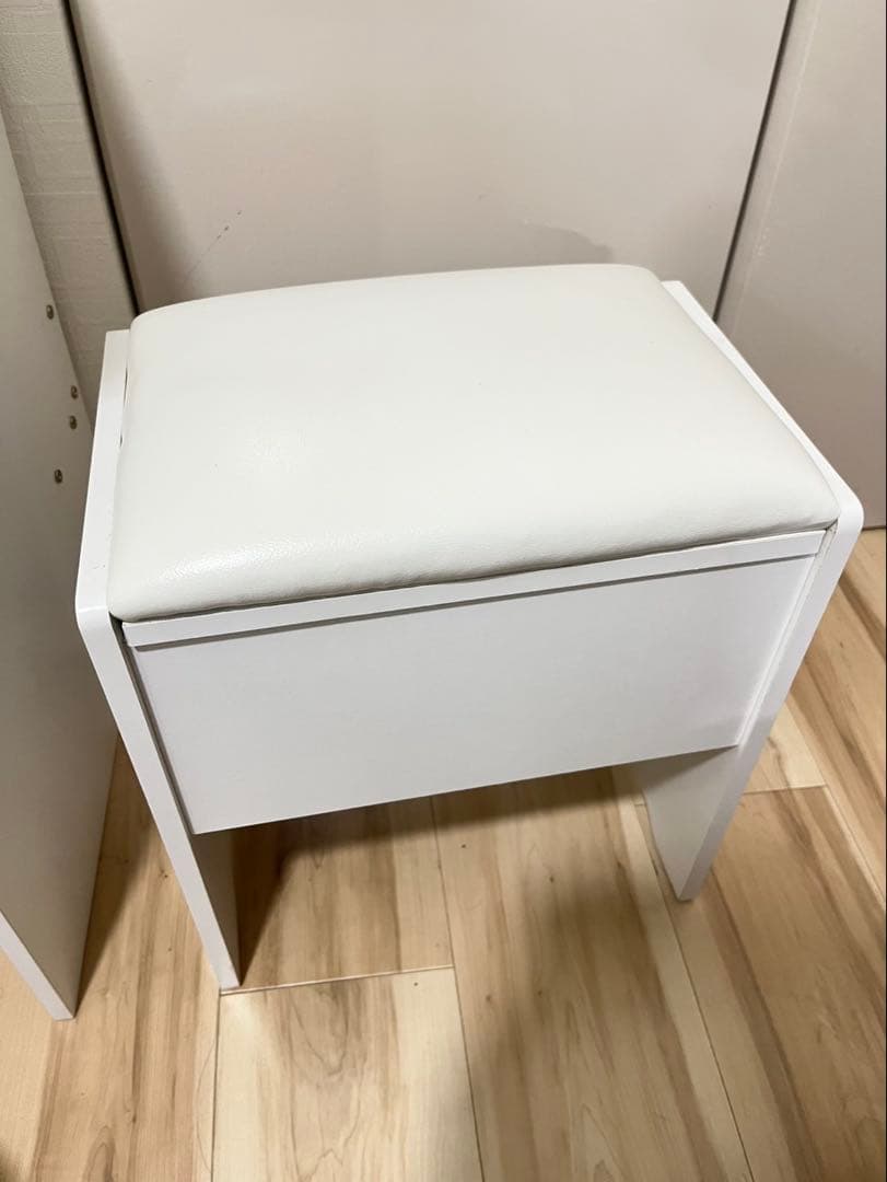 【値下げ！！】ホワイトLEDライト付きドレッサー(引き取り限定)
