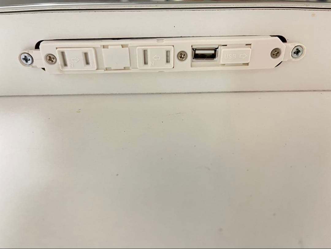 【値下げ！！】ホワイトLEDライト付きドレッサー(引き取り限定)