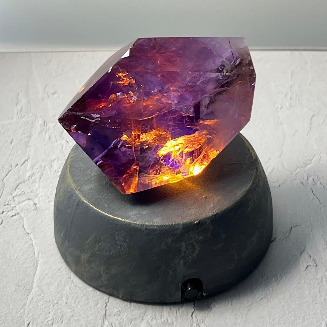 天然石 美品 高品質 スーパーファントムアメジストフリーフォーム ライト付