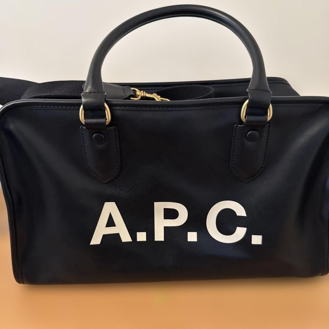 APC ボストンバッグ　2018AW ボーリングバッグ 最終値下　未使用に近い