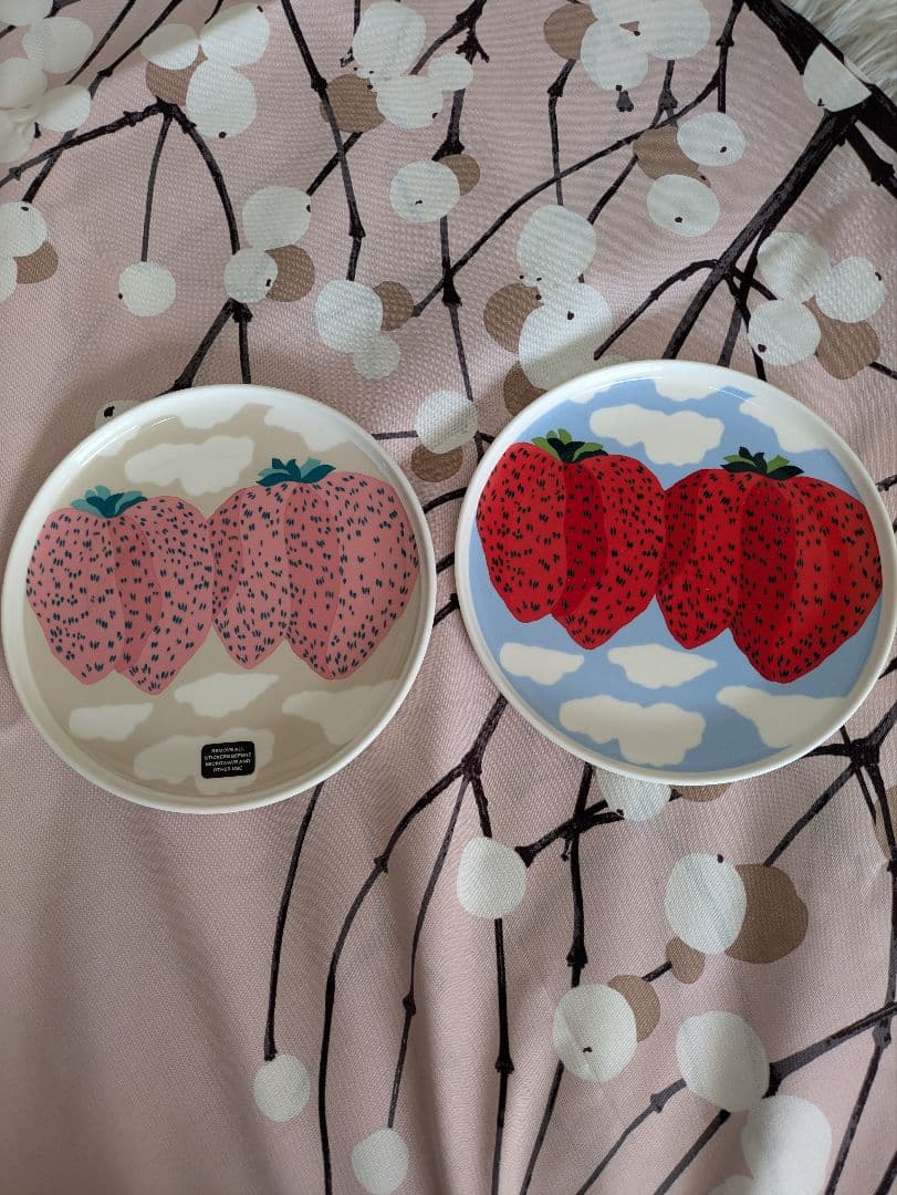 マリメッコ　マンシッカ ヴォレット プレート　2枚　限定