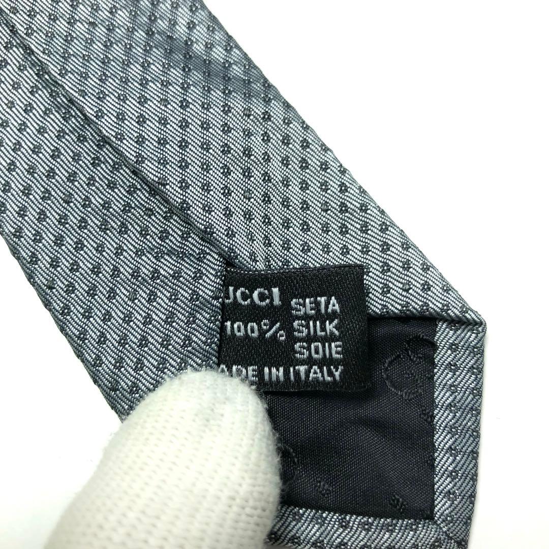 【極美品】GUCCI ネクタイ 綺麗め ほぼ無地 シルバー 高級品 希少 レア