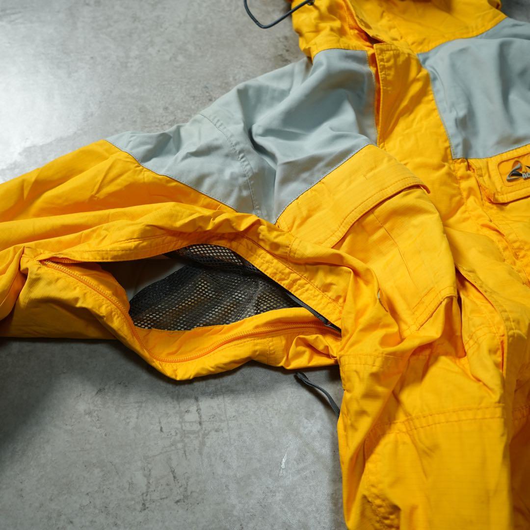 00s BURTON archive shell jacket 短丈 テック系