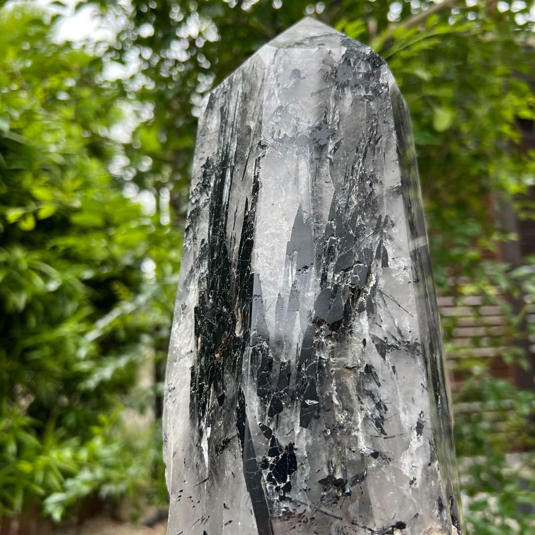 ✳️びっしり密集したブラックのルチル✨虹入り ルチルクォーツ トルマリン 六角柱