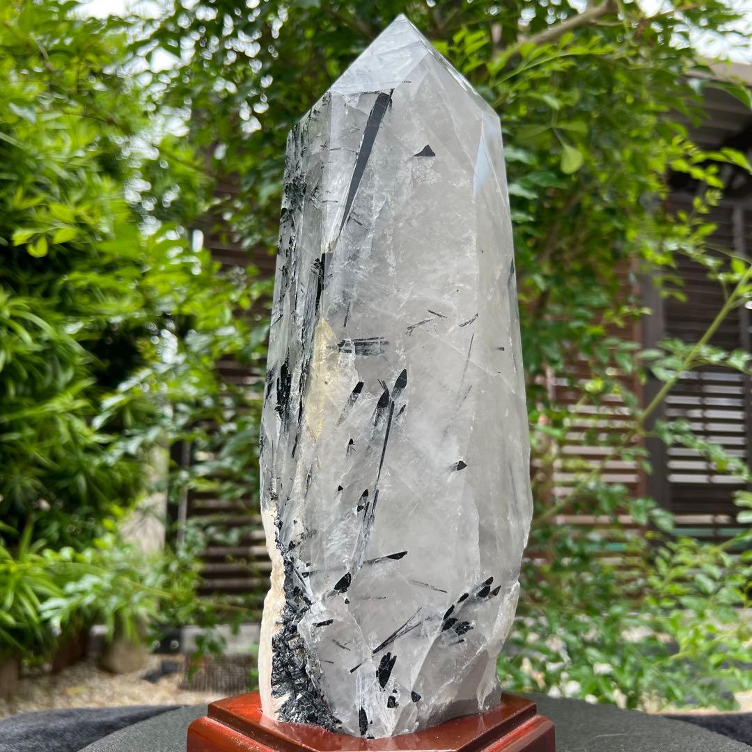 ✳️びっしり密集したブラックのルチル✨虹入り ルチルクォーツ トルマリン 六角柱