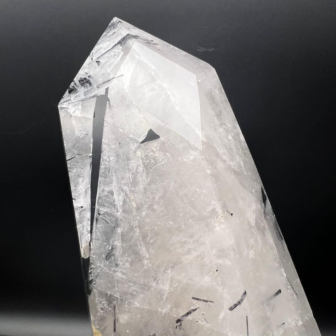 ✳️びっしり密集したブラックのルチル✨虹入り ルチルクォーツ トルマリン 六角柱