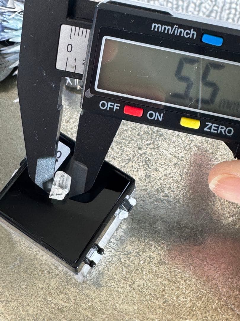 フェナカイト ミャンマー産 2 置物　受験生　集中したい方　集中力　ケース付き