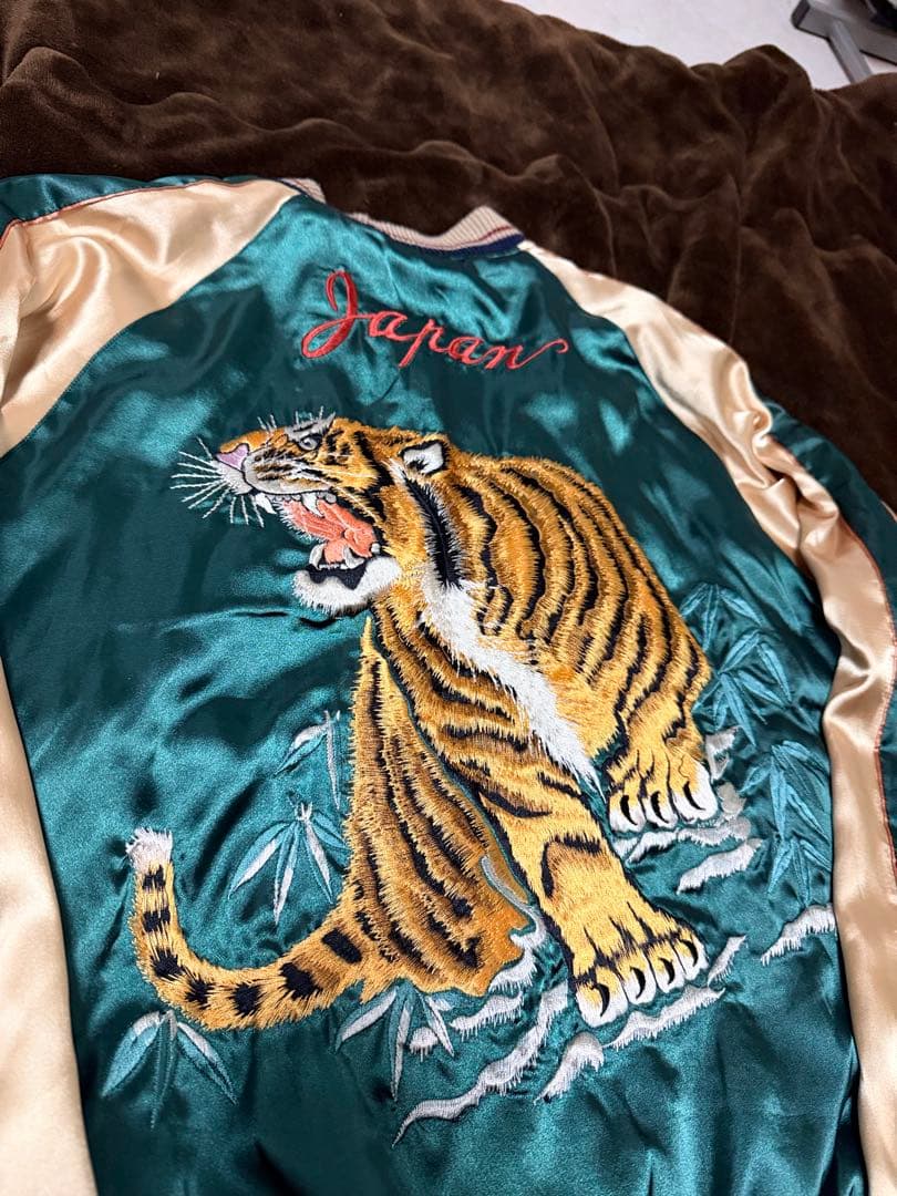 美品 ２面用 テーラー東洋 虎 日本限定 スカジャン サテン vintage