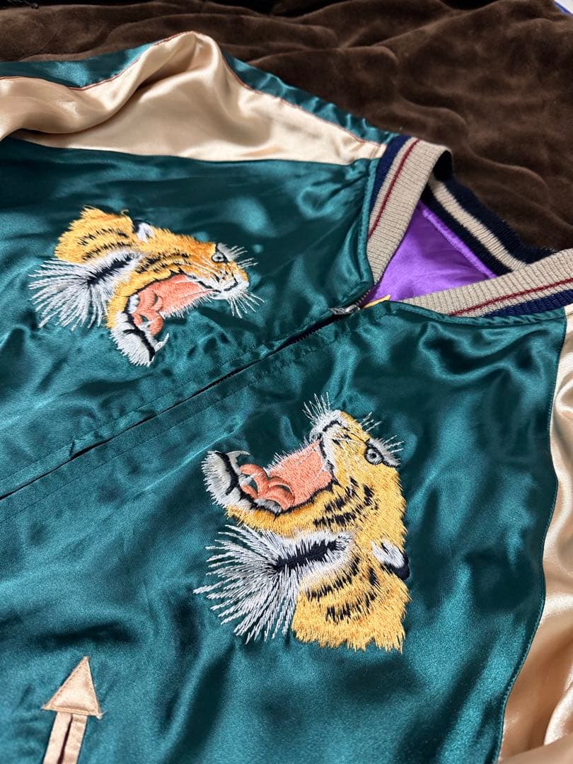 美品 ２面用 テーラー東洋 虎 日本限定 スカジャン サテン vintage