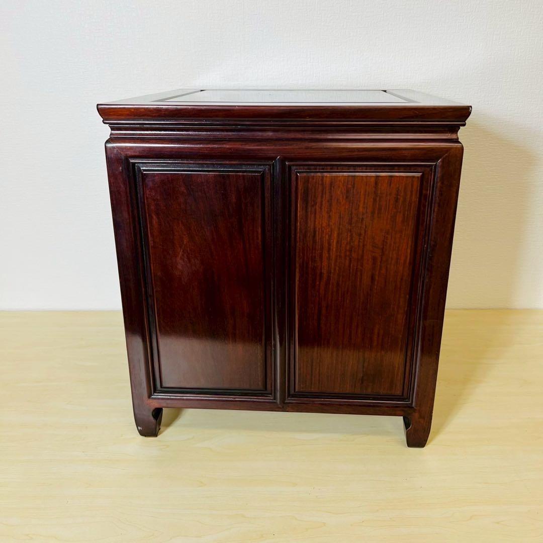 サイドボード 木製 木彫り 彫刻 キャビネット 花台 ナイトテーブル 収納棚