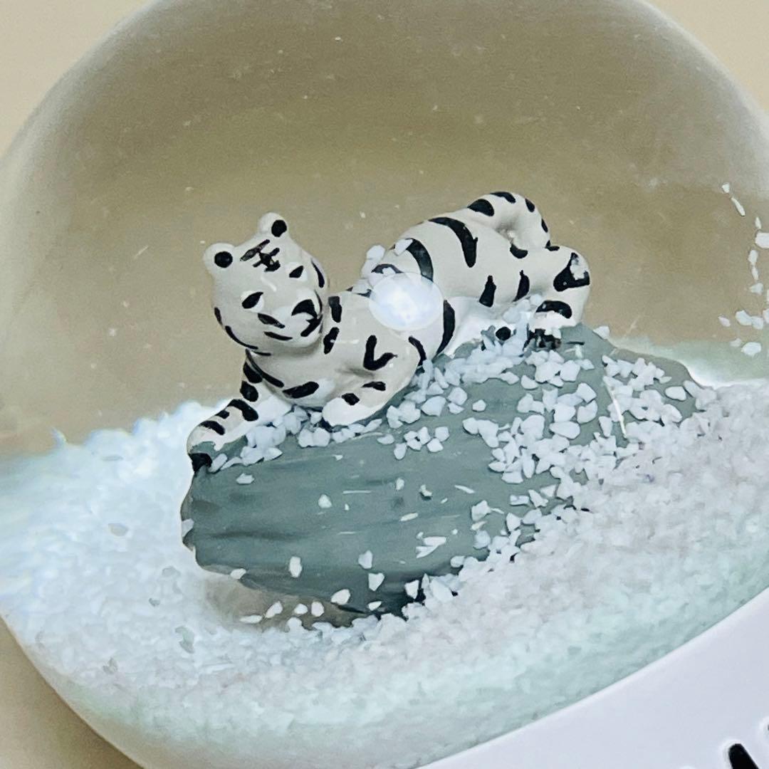 HUMAN MADE ヒューマンメイド ホワイトタイガー スノードーム 置物