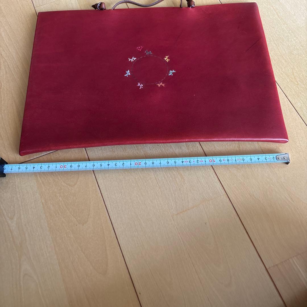 アンリクイール　書類入れ