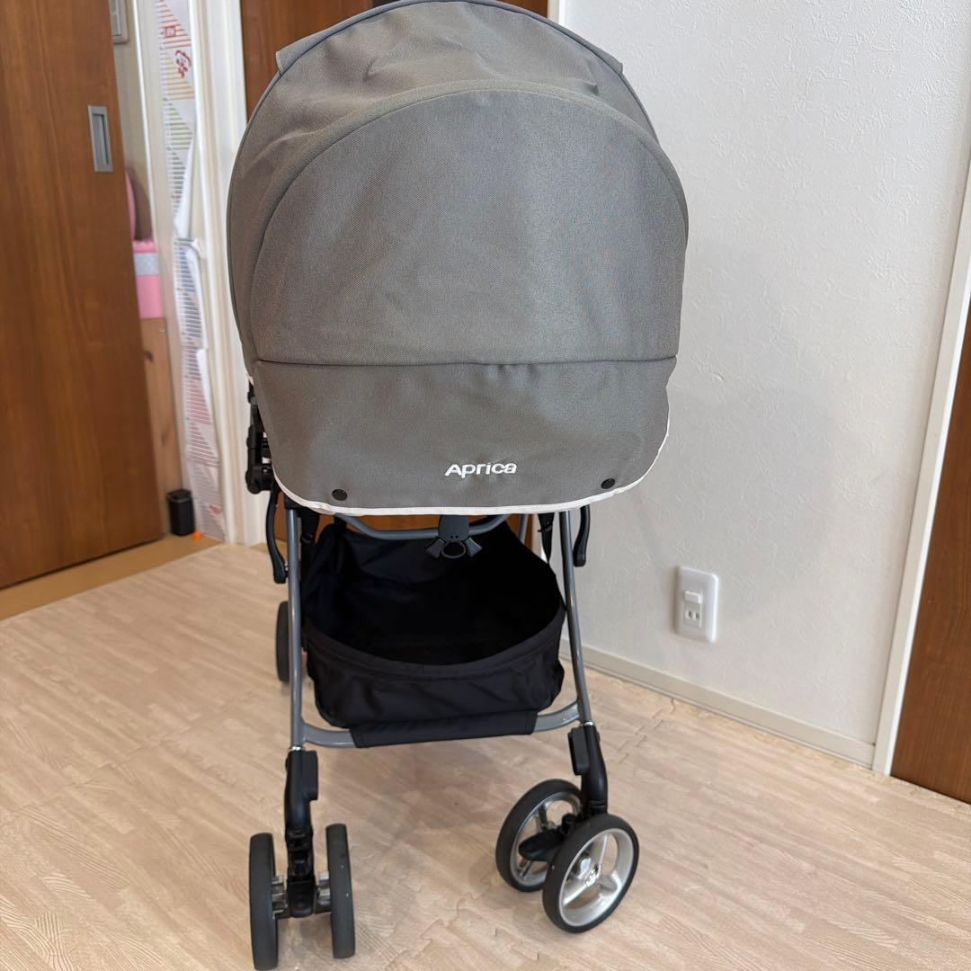 Aprica ラクーナビッテ ソファークッション アカチャンホンポ限定