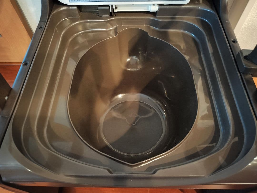 タァミィ【美品】Panasonic 家具調トイレ PN-L23208