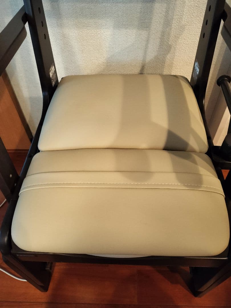タァミィ【美品】Panasonic 家具調トイレ PN-L23208
