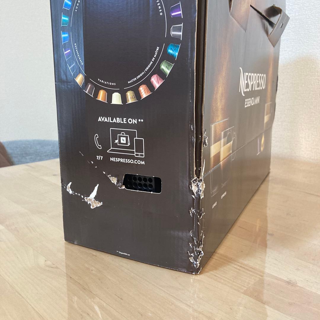 【数量限定品】ネスプレッソ エッセンサミニ キアラ•フェラーニコラボ