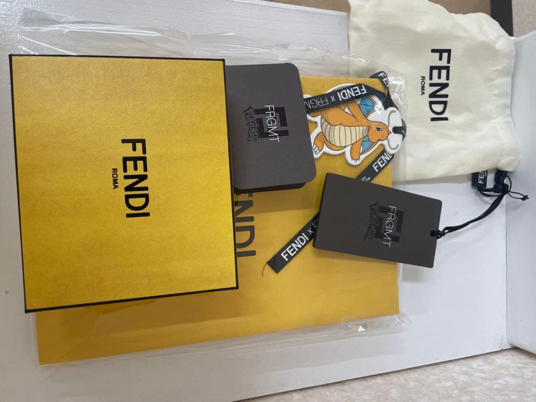 Fendi × Pokémon × fragment カイリュー財布