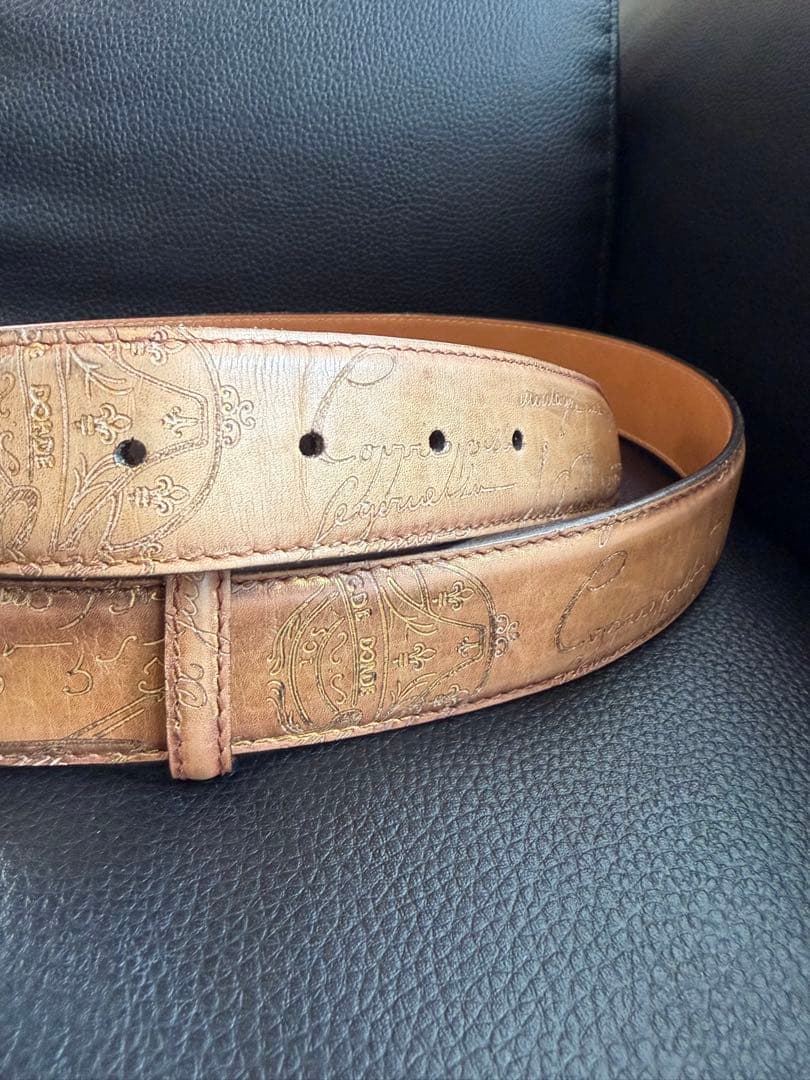 ベルルッティ レザーベルト ゴールデンパティーヌ ホールマーク美品 純正巾着付