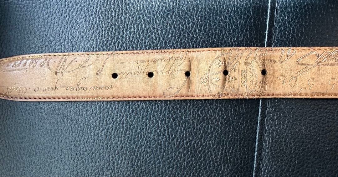 ベルルッティ レザーベルト ゴールデンパティーヌ ホールマーク美品 純正巾着付