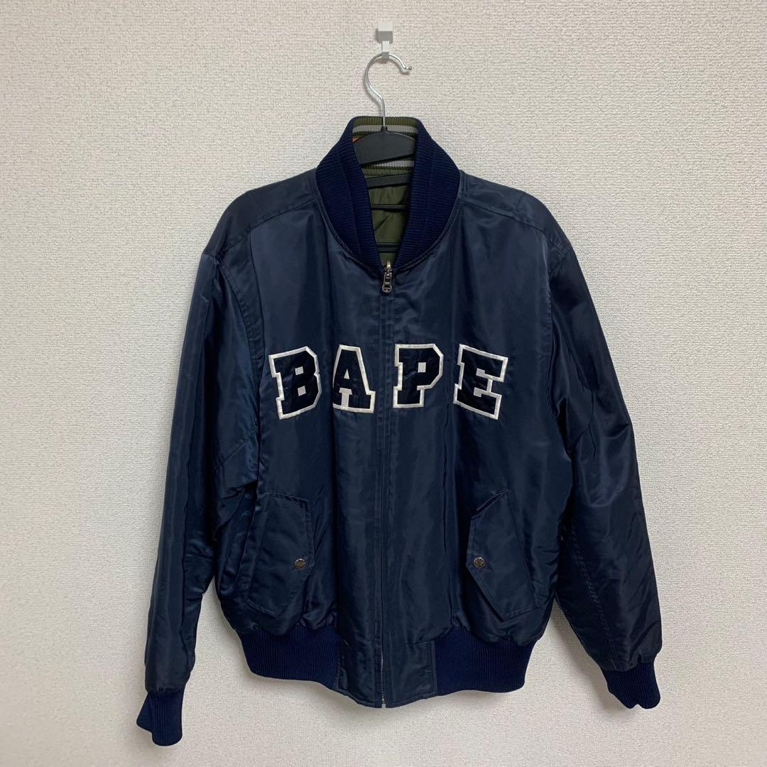 【美品】A BATHING APE（ア・ベイシング・エイプリバーシブルスカジャン