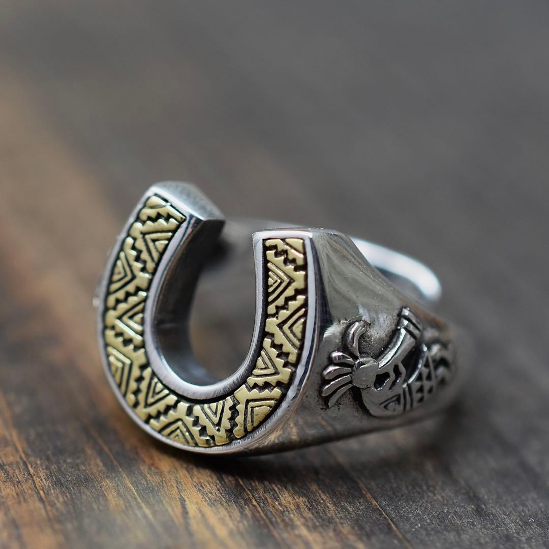 フリーサイズ シルバー925ホースシュー　ココペリ　インディアンジュエリー