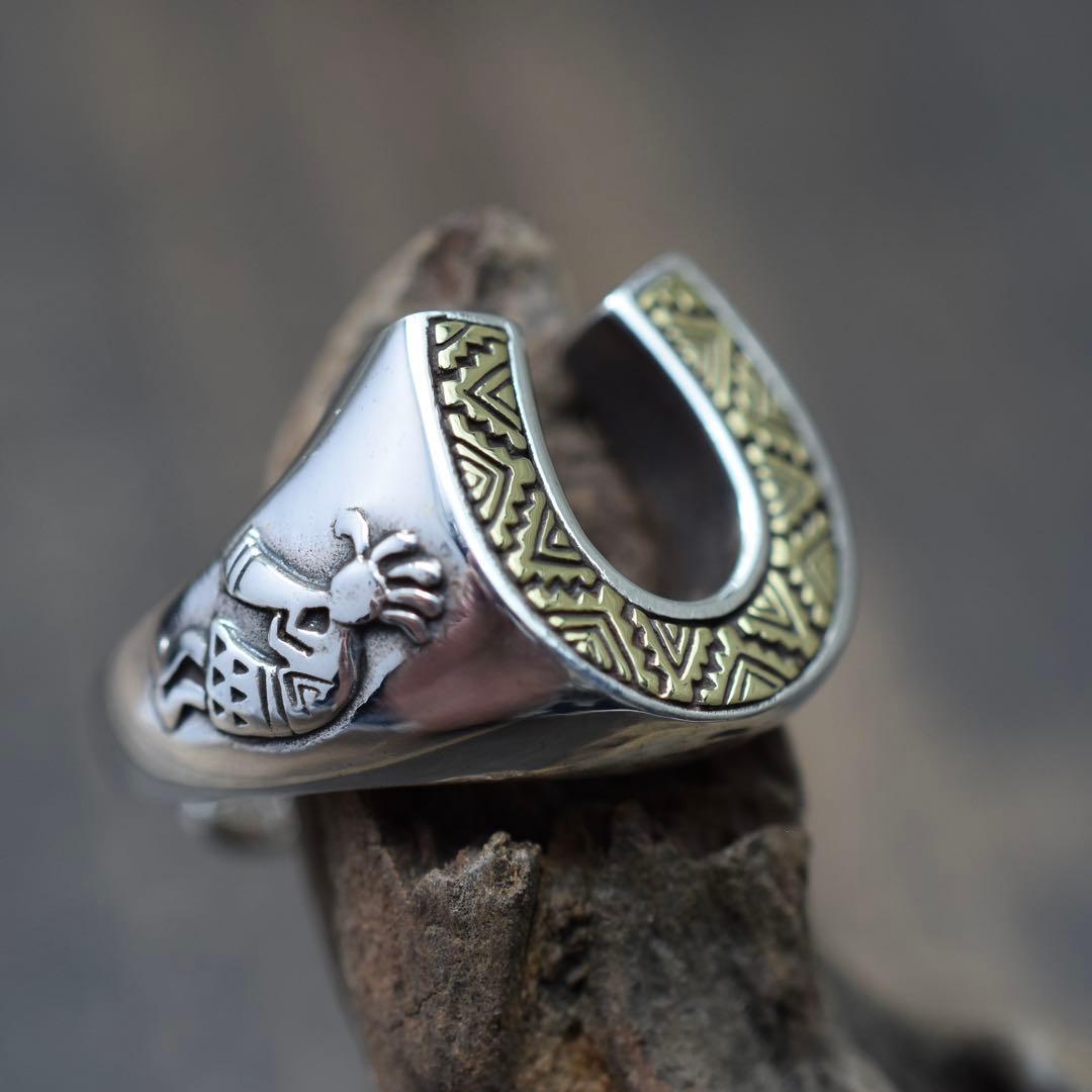 フリーサイズ シルバー925ホースシュー　ココペリ　インディアンジュエリー