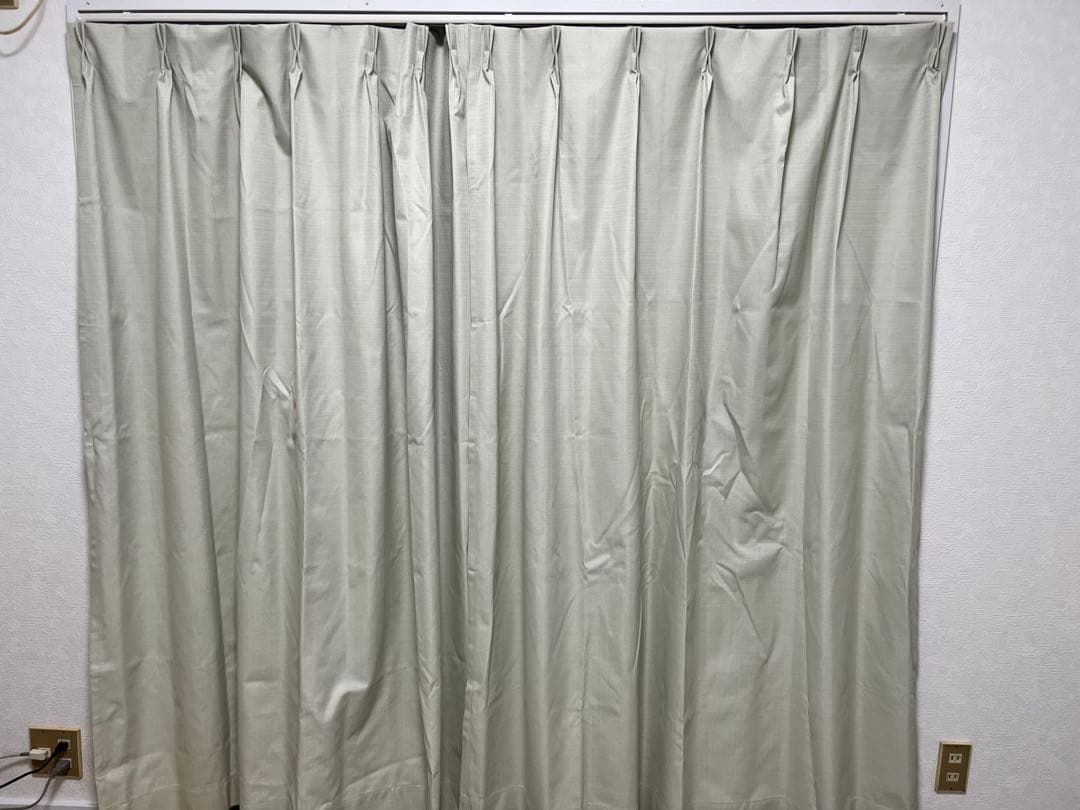 超美品　遮光防音カーテン174×169