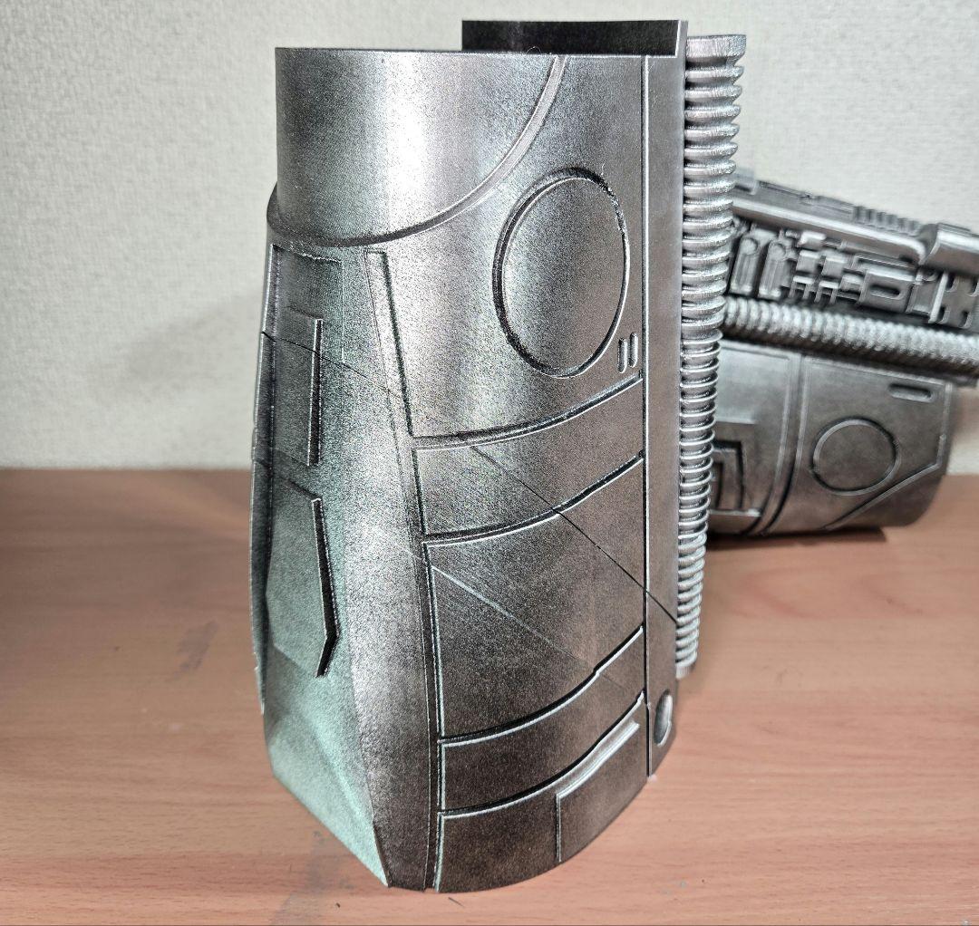 プレデター　リストブレイドガントレット　1/1スケール　レプリカ　エイリアン