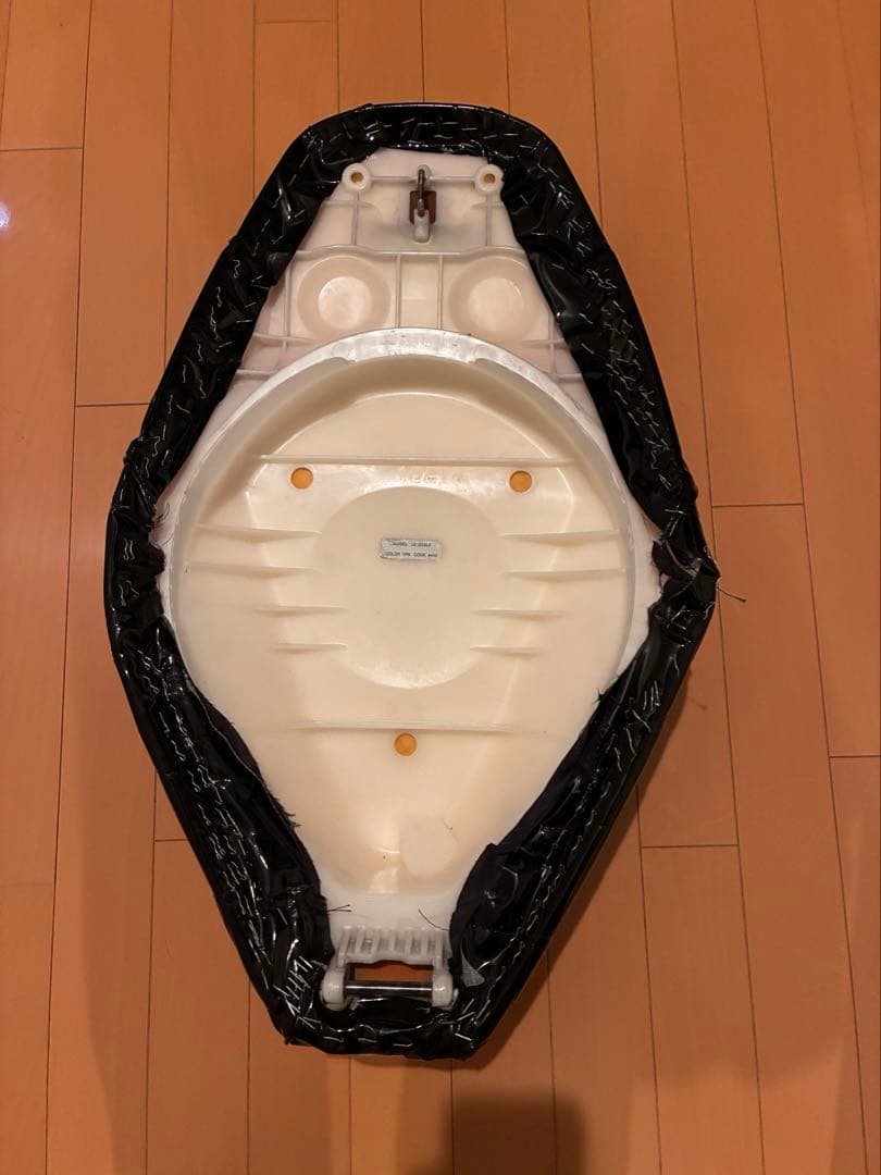 アドレスv125 エナメルシート