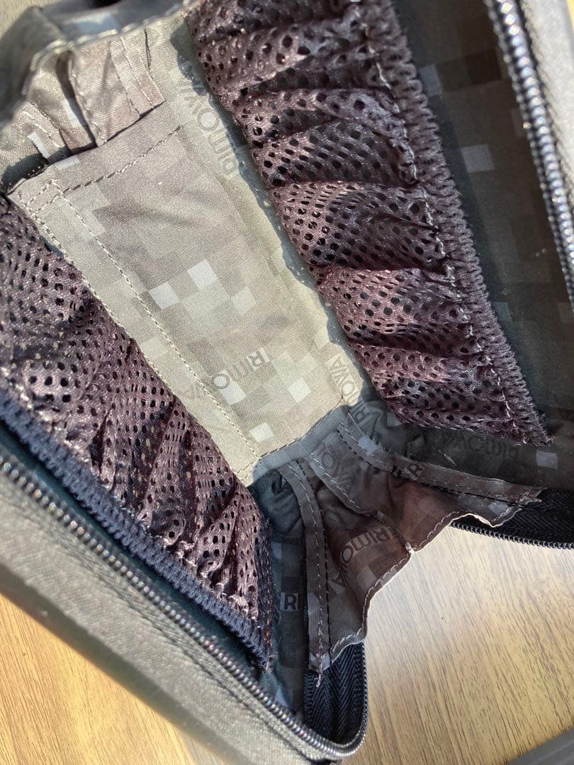 み*み様 ANA ファーストクラス アメニティリモワハードケース 限定