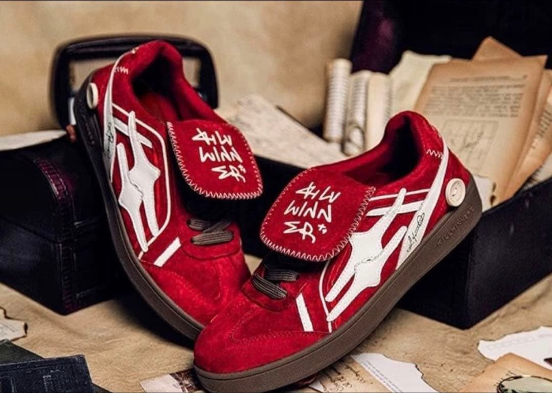 新品　KILLWINNER ジャーマントレーナー ローカット 赤 26cm