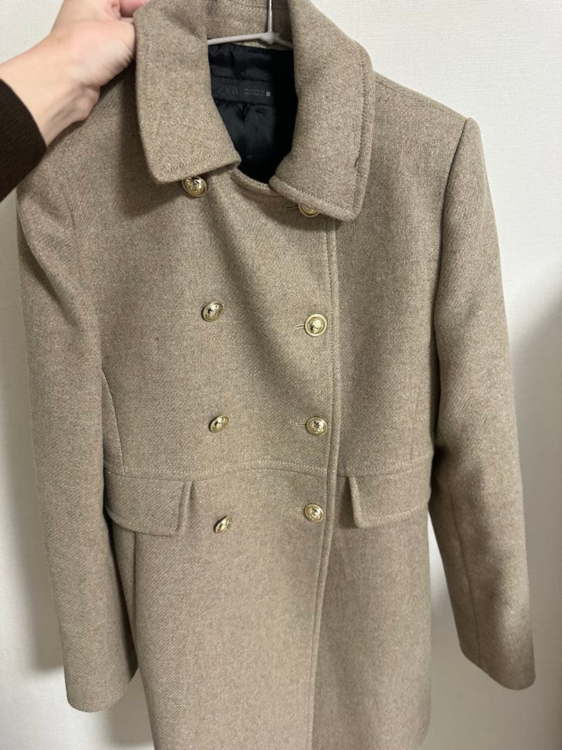 【完売品】ZARA ベージュ ダブルブレストコート