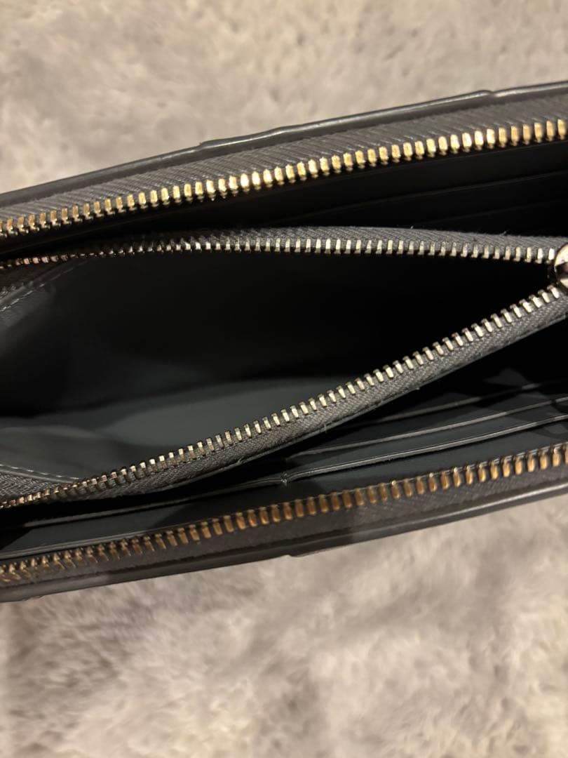 BOTTEGA VENETA 長財布　カセット ラウンドジップ