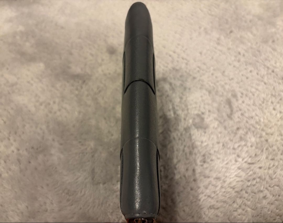 BOTTEGA VENETA 長財布　カセット ラウンドジップ