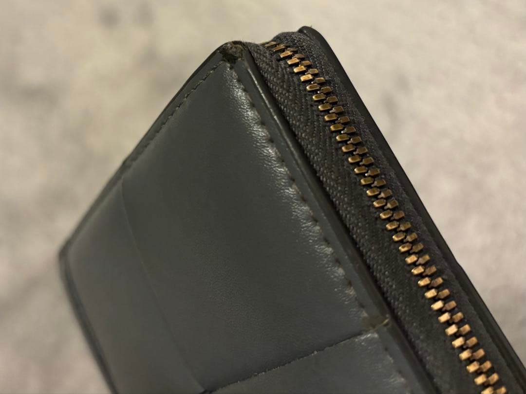 BOTTEGA VENETA 長財布　カセット ラウンドジップ