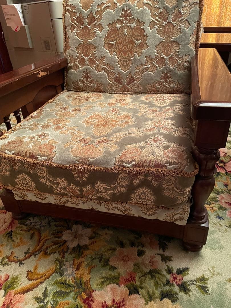 クラシックデザイン 木製フレーム 椅子　シド②