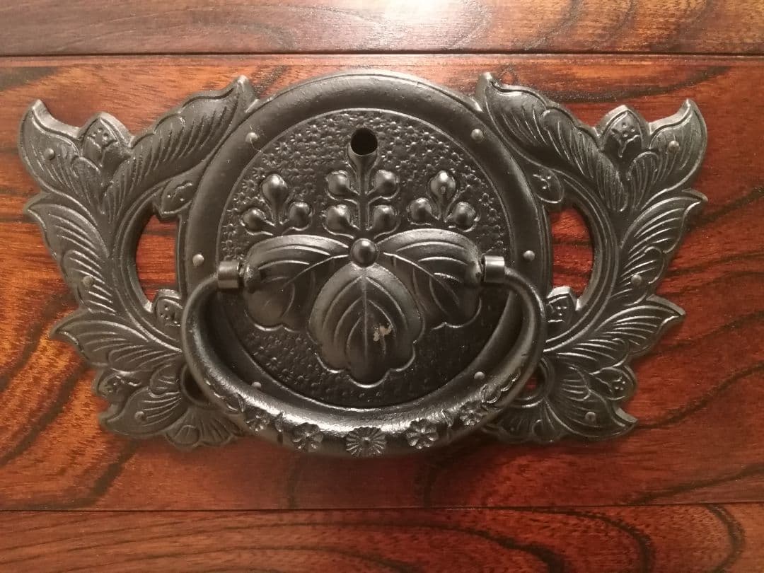 極美品 モデルルーム展示品 岩谷堂箪笥 豪華欅材 鋳鉄金具