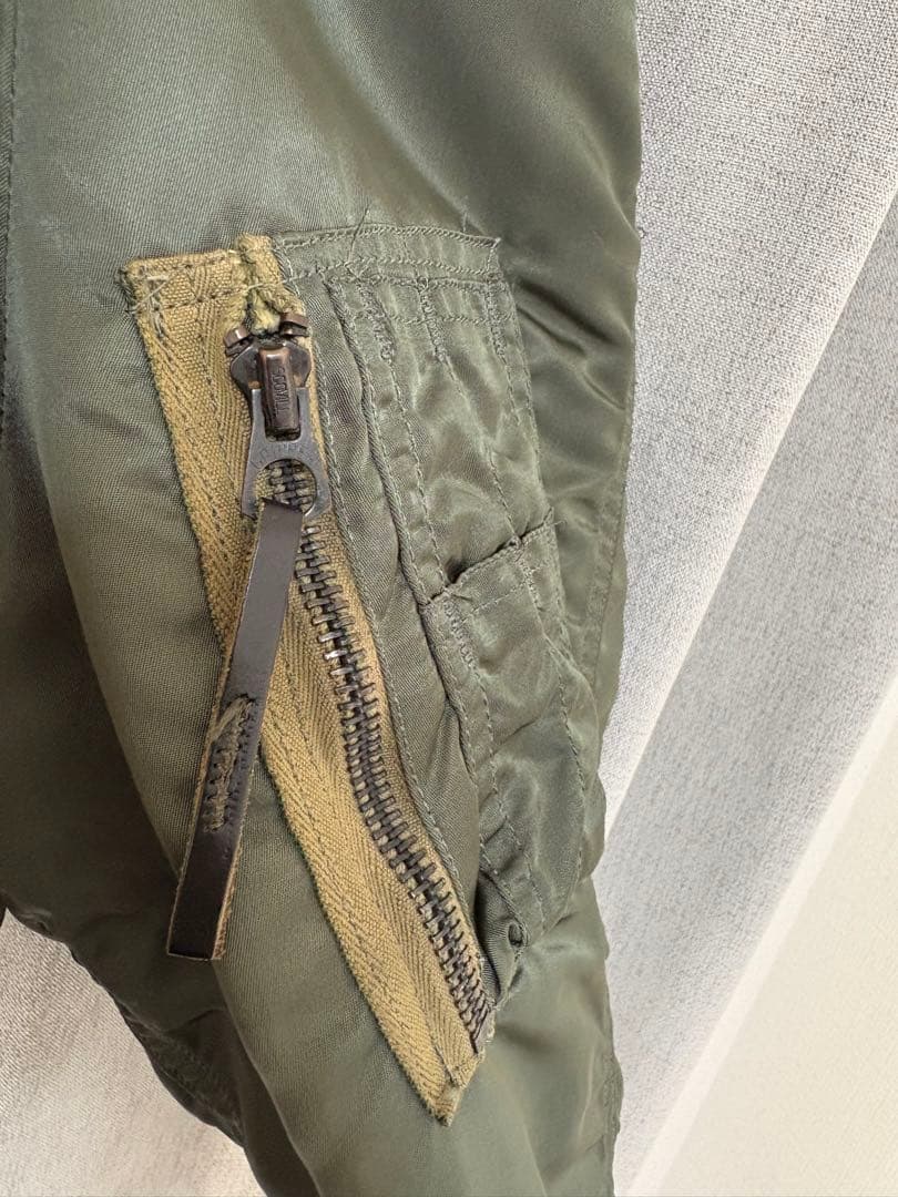 米軍 官給品 USAF N-2Bフライトジャケット 実物 1976年 ALPHA