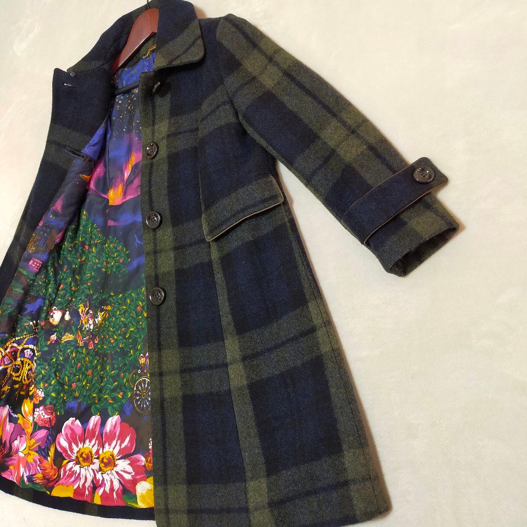 美品　Lois CRAYON　チェック柄　裏地総柄　ロングコート
