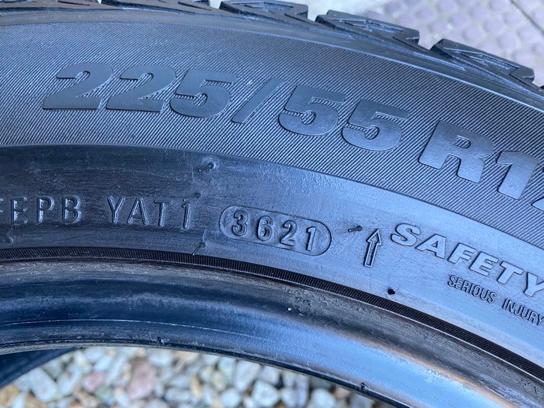 約9.5部山！クムホ 225/55R17 wi61 スタッドレス4本 即発送可！