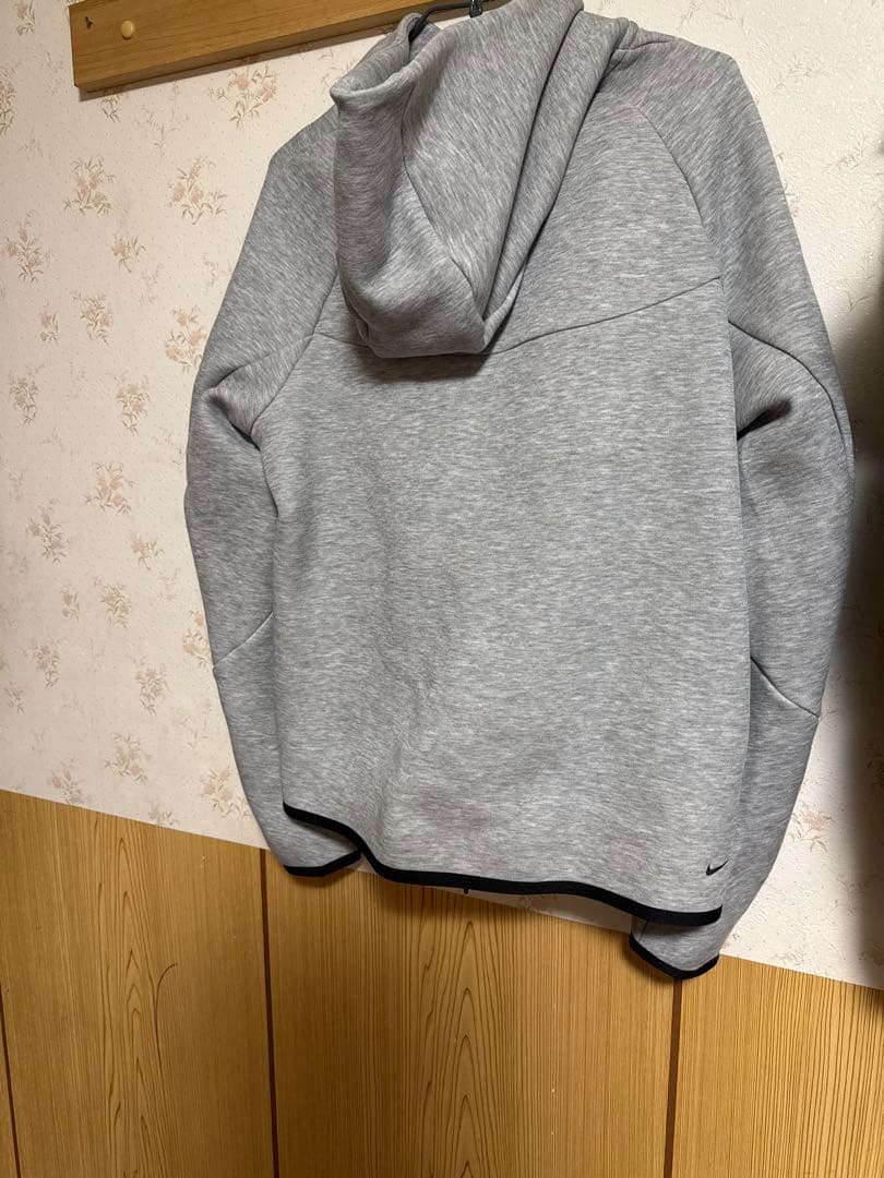 ナイキテックフリースセットアップグレー上M下L ￼