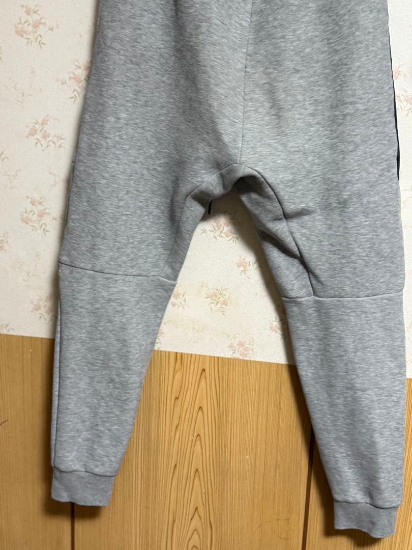ナイキテックフリースセットアップグレー上M下L ￼