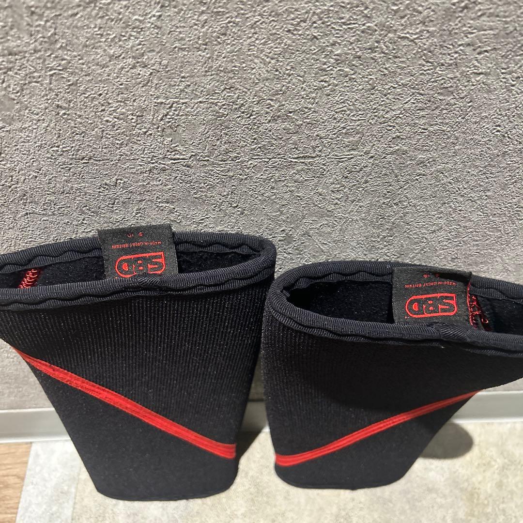 お*ん様 SBDニースリーブ Sサイズ　美品